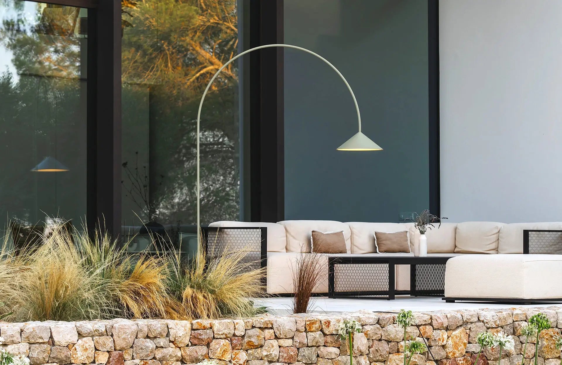 Premium Outdoor Lamps Collection for Living