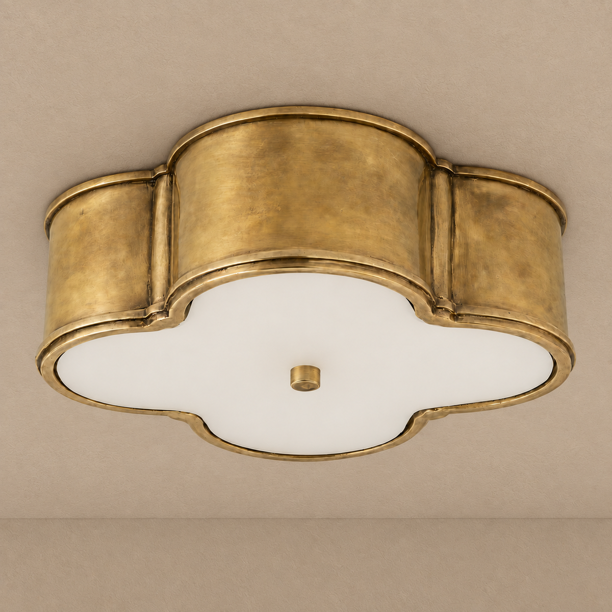 QUADRIFOGLIO BRASS FLUSH MOUNT | OPAL GLASS | CLQDF401NB