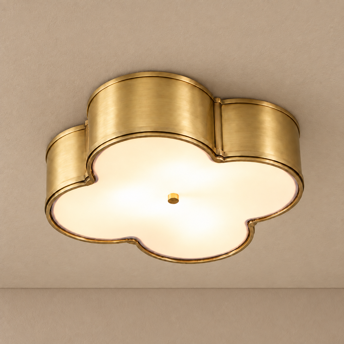 QUADRIFOGLIO BRASS FLUSH MOUNT | OPAL GLASS | CLQDF401NB