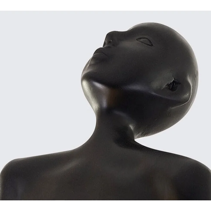 Modern Man Sculpture Lamp | Organic Resin Floor | Luxury Lighting for Living Room and Lobbies