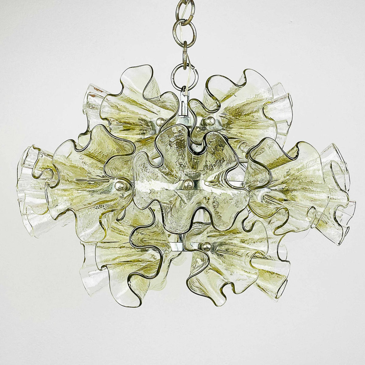 Murano-style Glass Chandelier | Handcrafted Ruffled Floral Pendant 45cm Venetian Tradition Dining Room Casalolalights