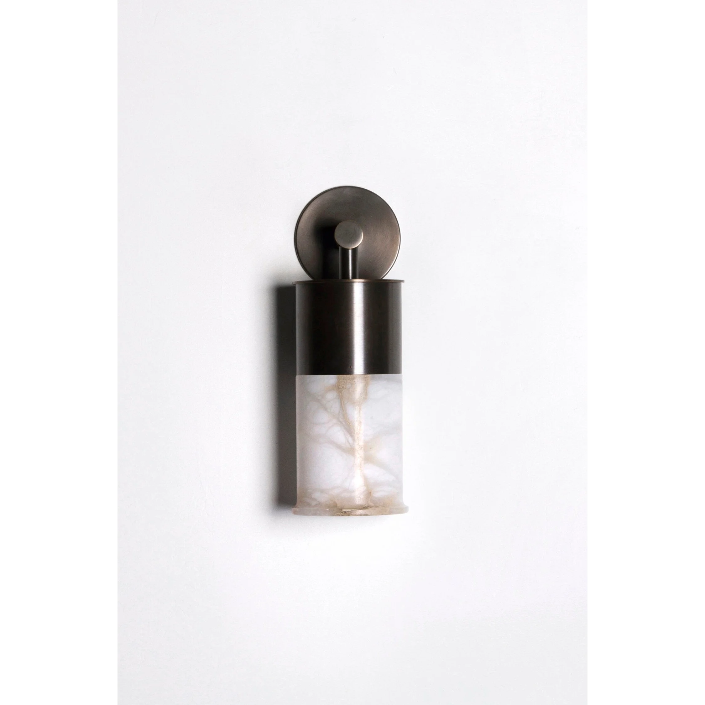 Cylindrical Alabaster Wall Sconce | Italian Minimalist Lighting