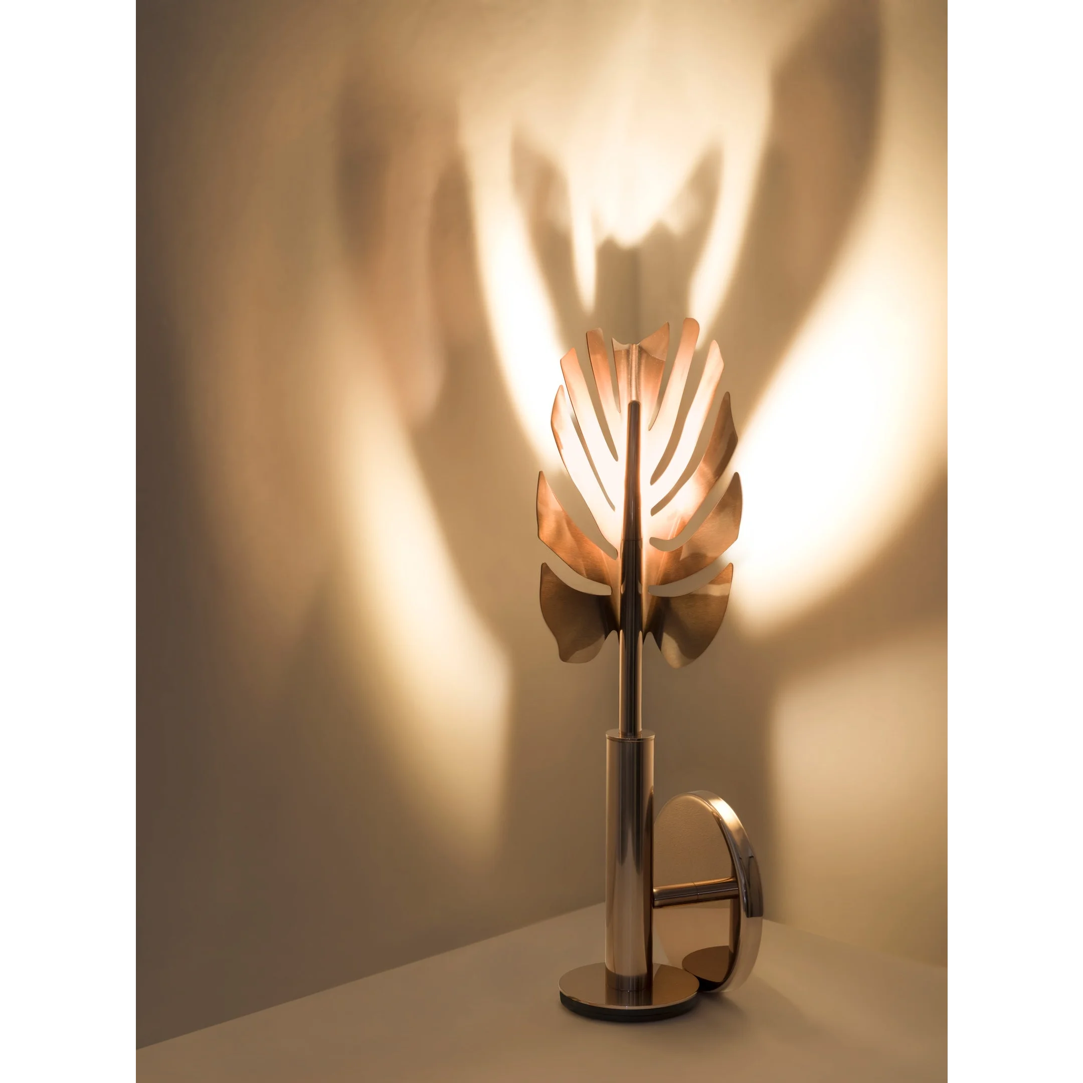 Sculptural Leaf Table Lamp | Artistic Marble & Metal Lighting
