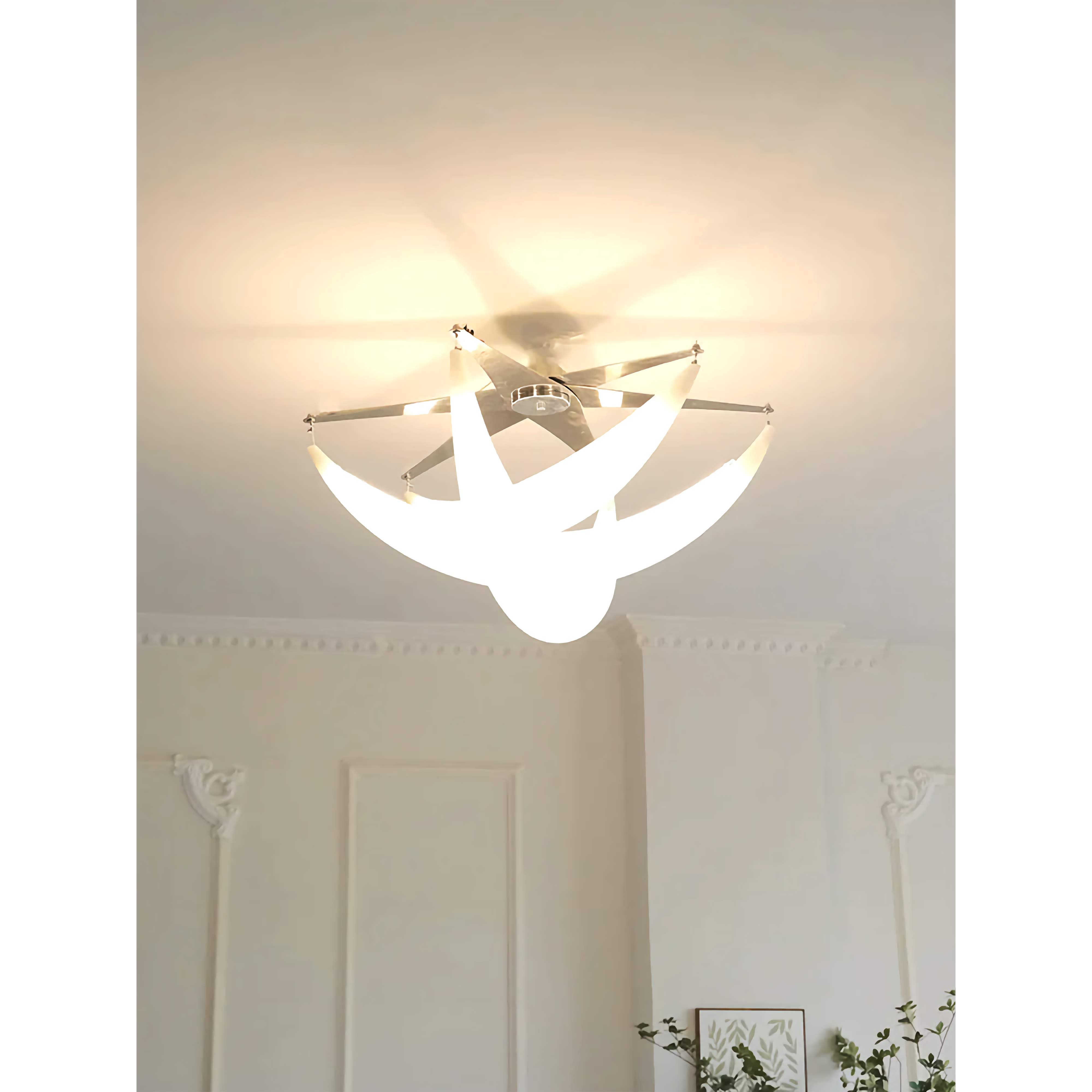 MINIMALIST CRESCENT CEILING LIGHT | CLTREC147