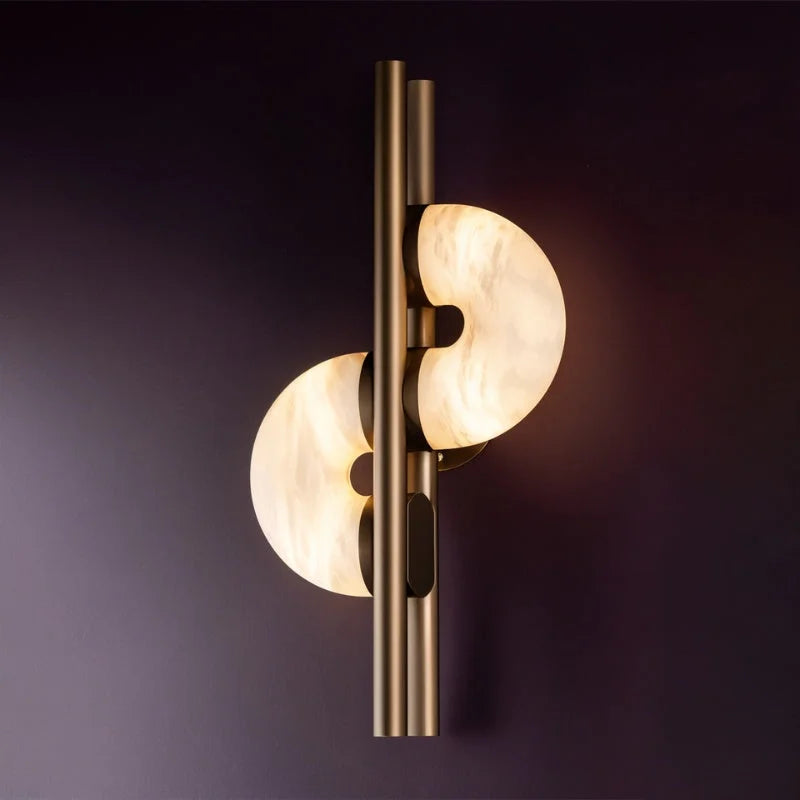 Modern Alabaster Wall Sconce – Brass Frame for Bedroom & Living Room