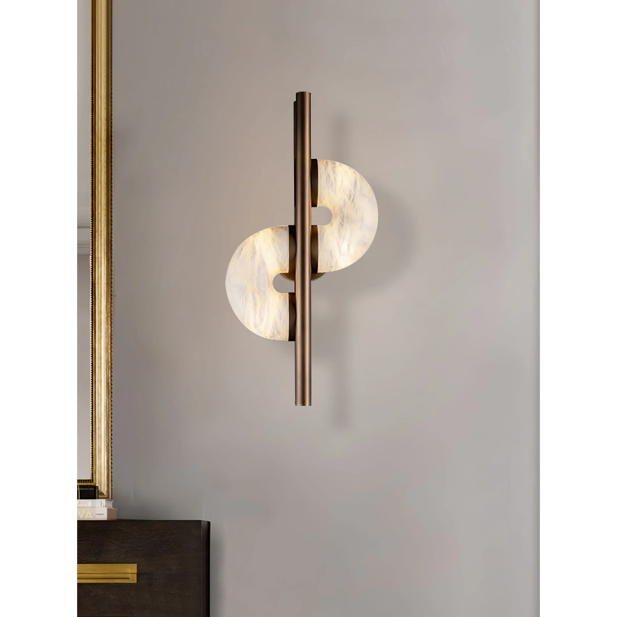 Modern Alabaster Wall Sconce – Brass Frame for Bedroom & Living Room