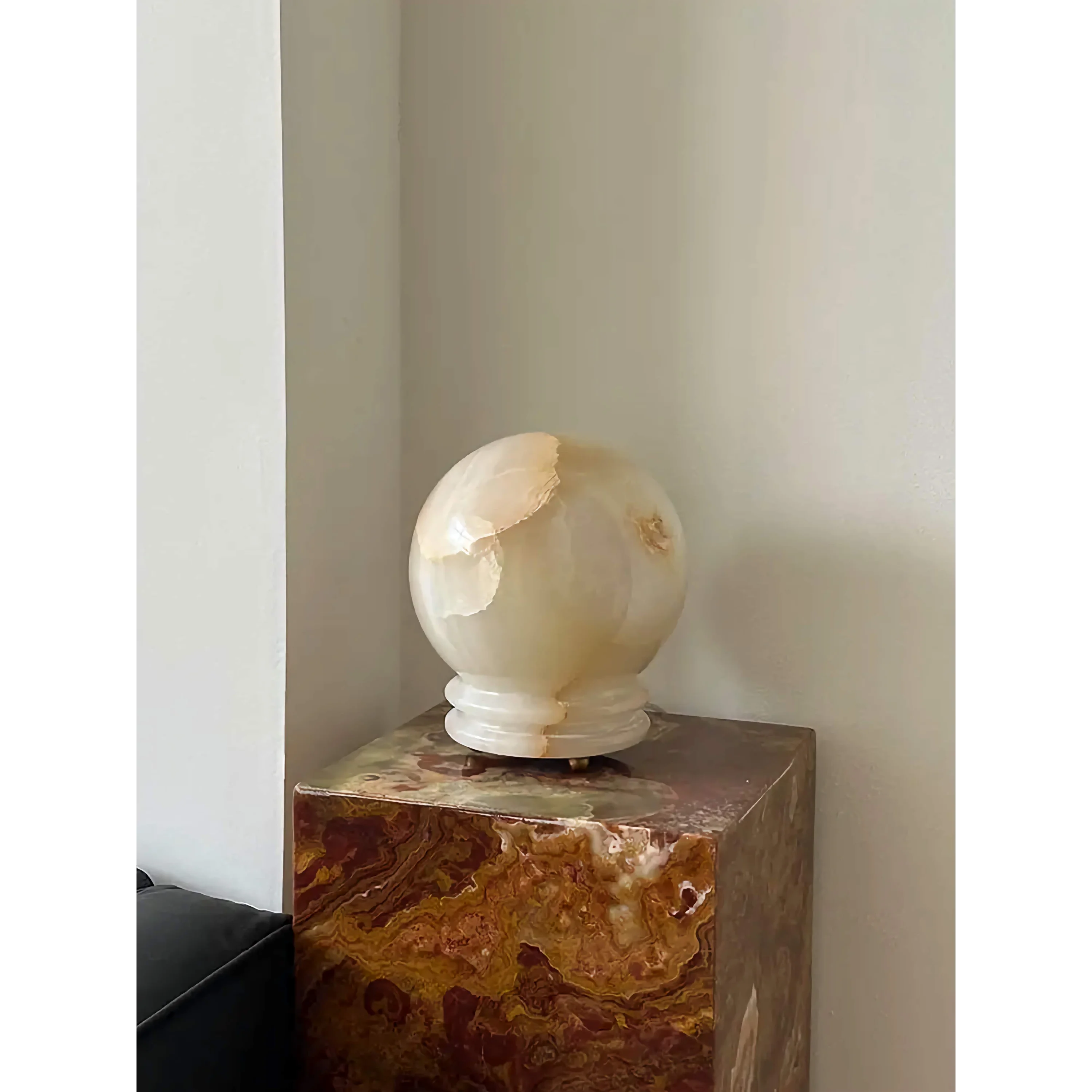 Onyx Globe Table Lamp | Curated Modern Lighting