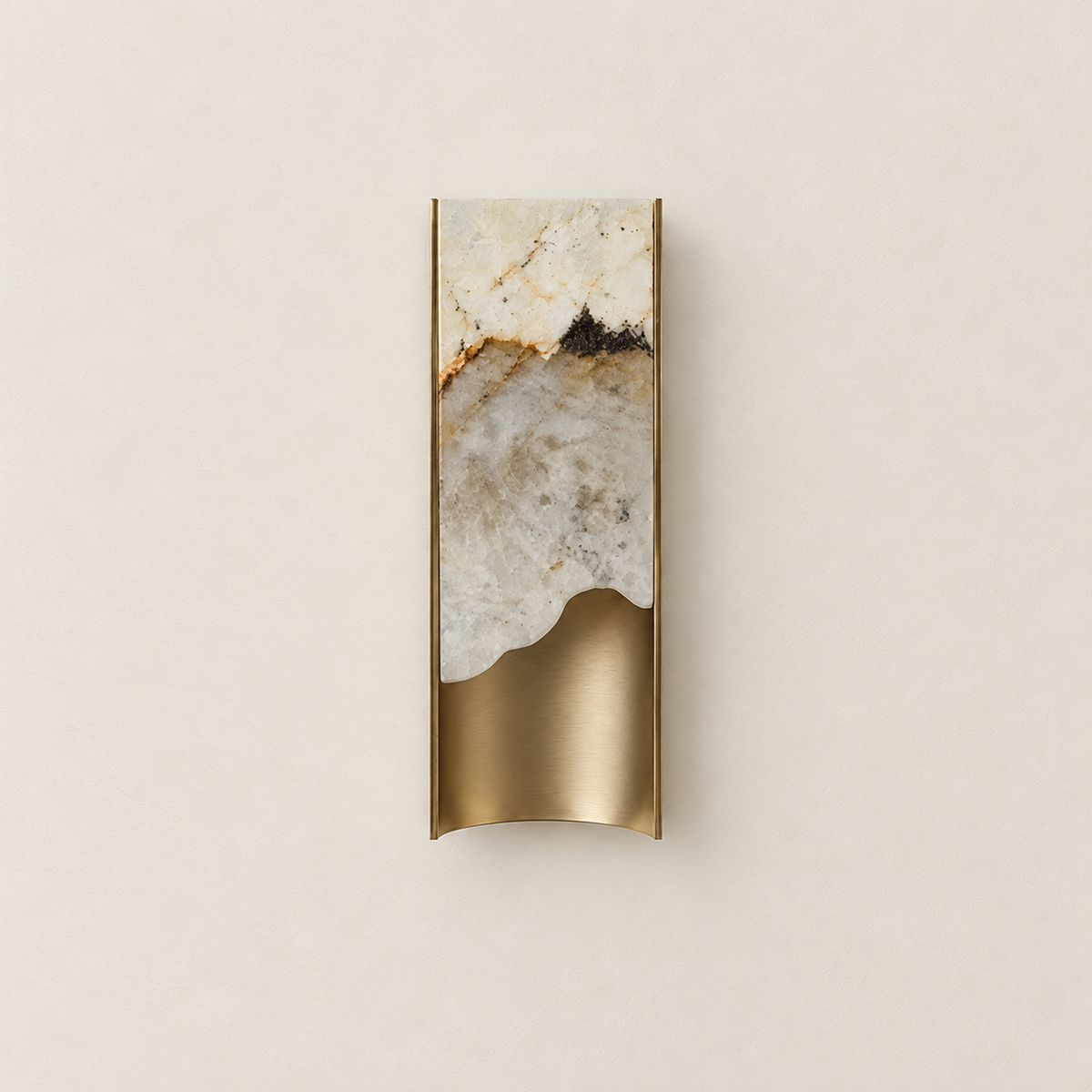 Small onyx and brass wall sconce, 40 cm high.