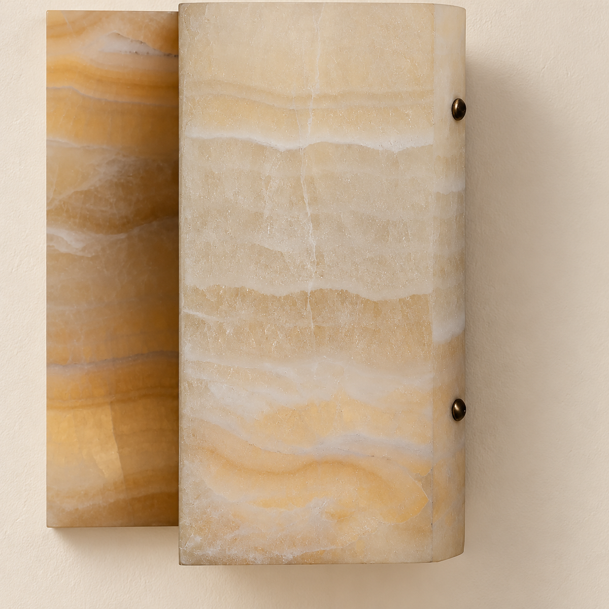 Close view of CLMZUP onyx banding and two dark side fixing pins.