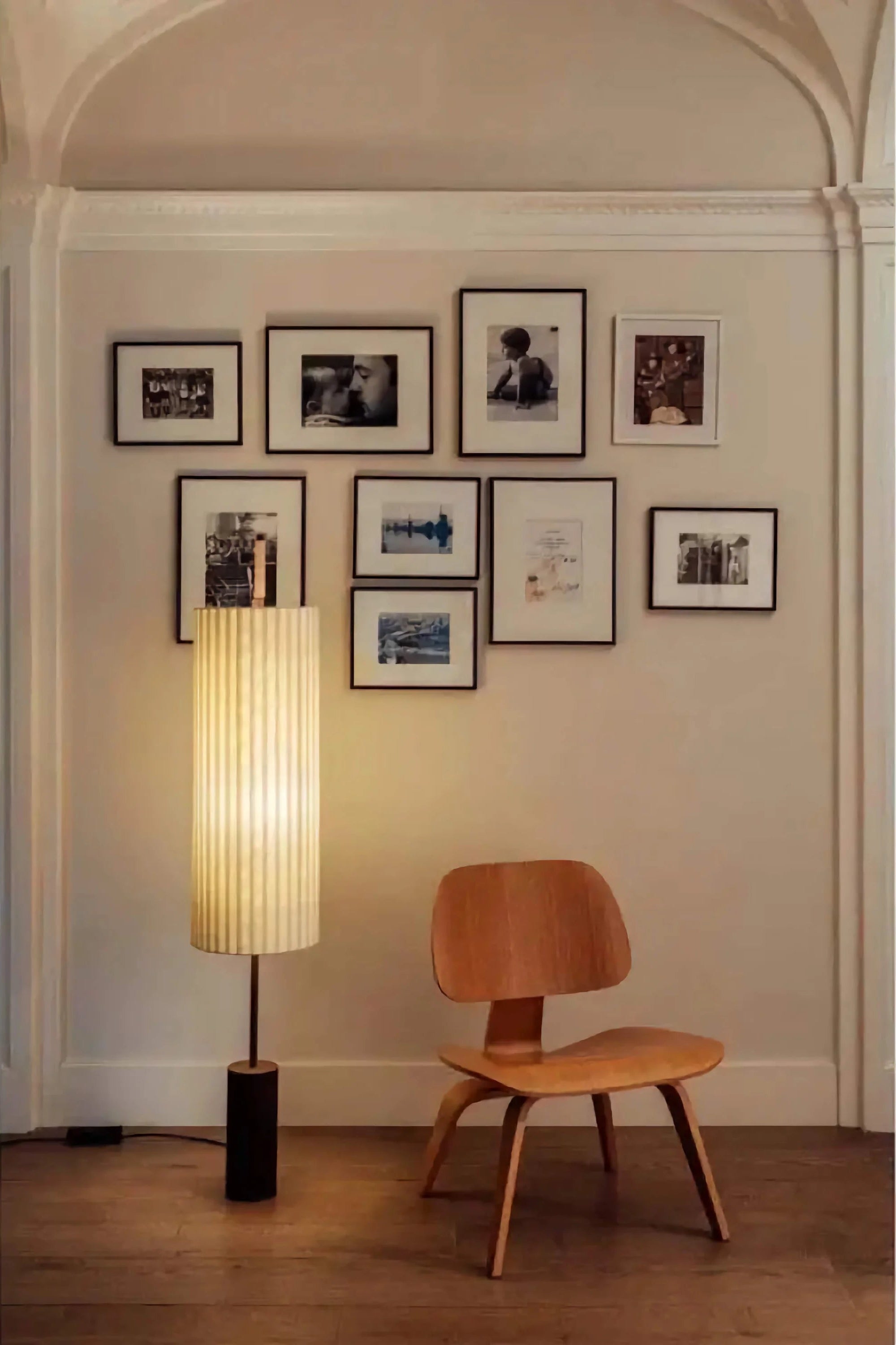 Living Room Pleated Linen Cylinder Floor Lamp in Bronze & Walnut – Scandinavian Statement Lighting Soft Ambient Glow