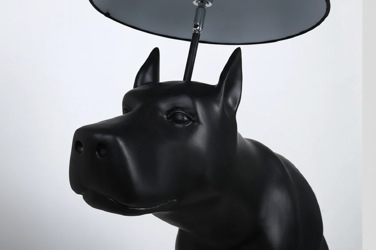 Настольная и напольная лампа "Собака, какающая"