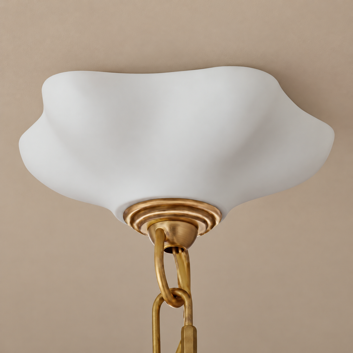 Plaster Wave Pendant | Brass Chain | CLPLAST05