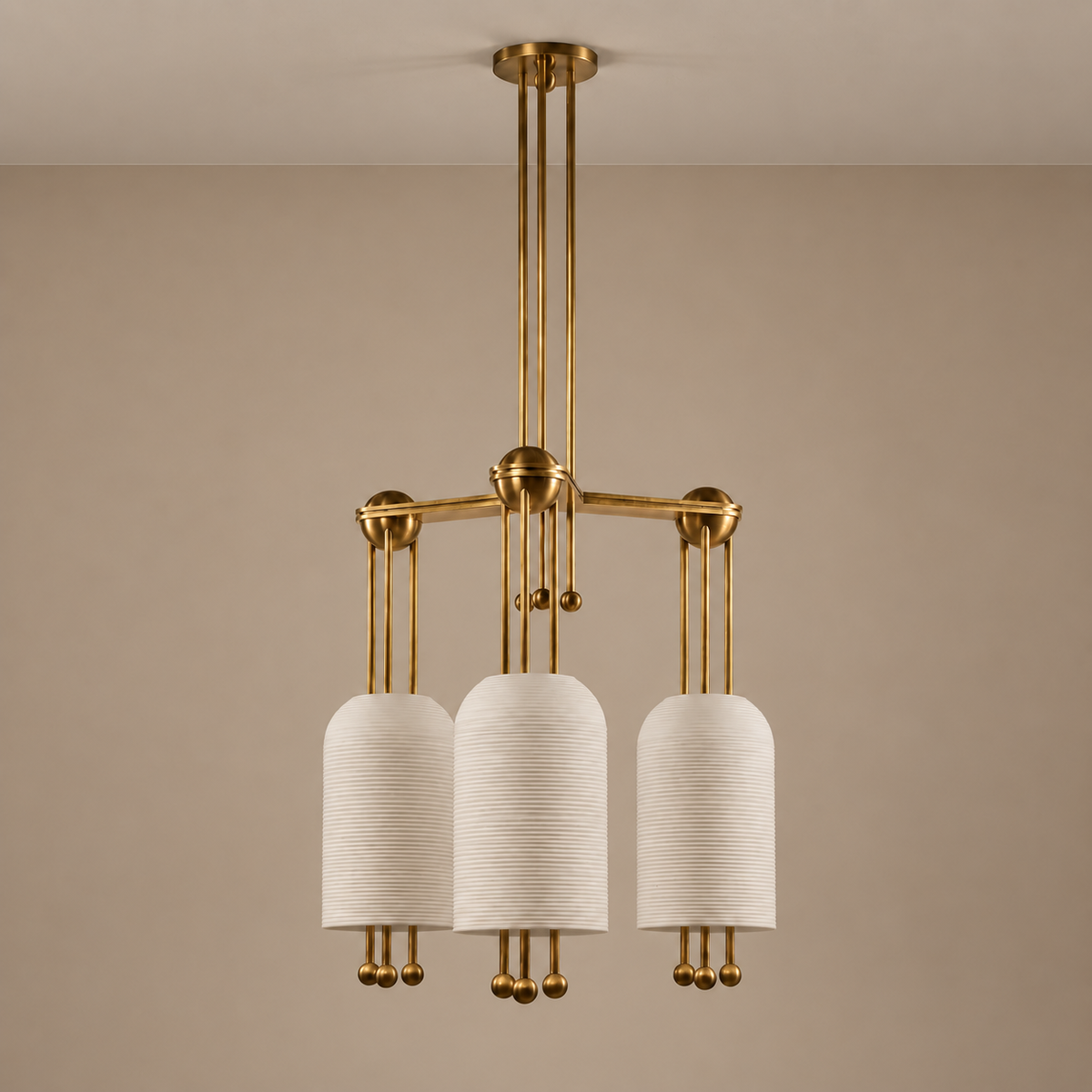 LAMPADARIO SCULTURALE IN OTTONE