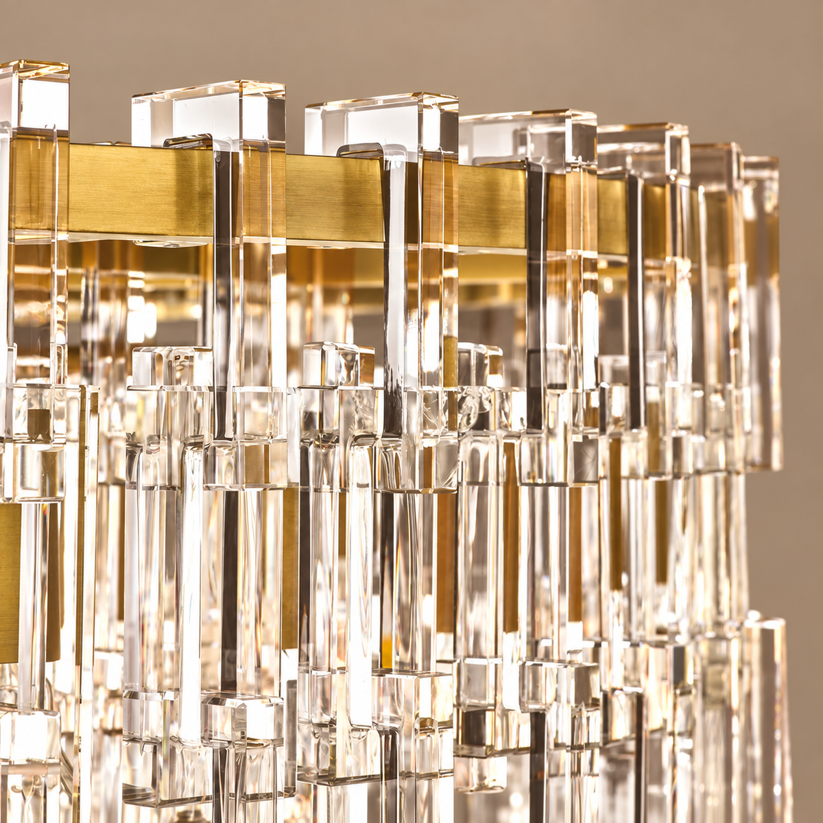 Decò Round Small | Hand-Cut Crystal & Brass | CLHUYL0250
