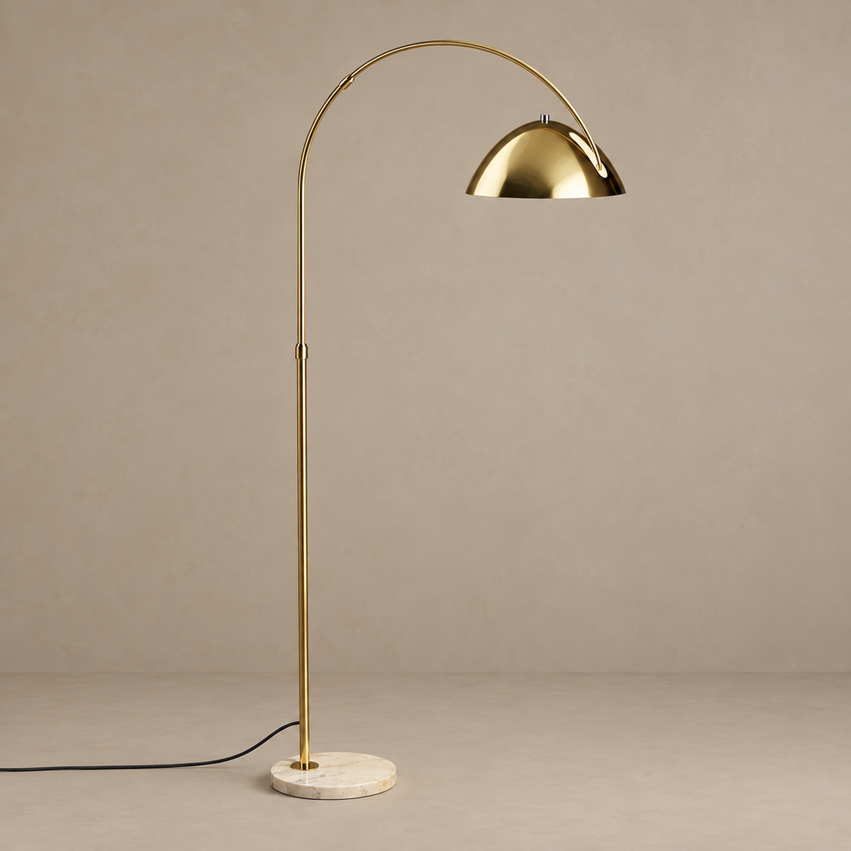 LAMPADA DA TERRA MODERNA IN METALLO AD ARCO