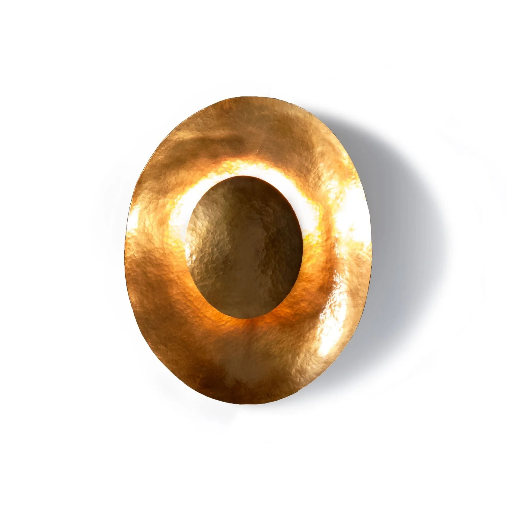 Handcrafted Brass Disc Wall Sconce – Hammered Metal Art Light for Luxury Interiors