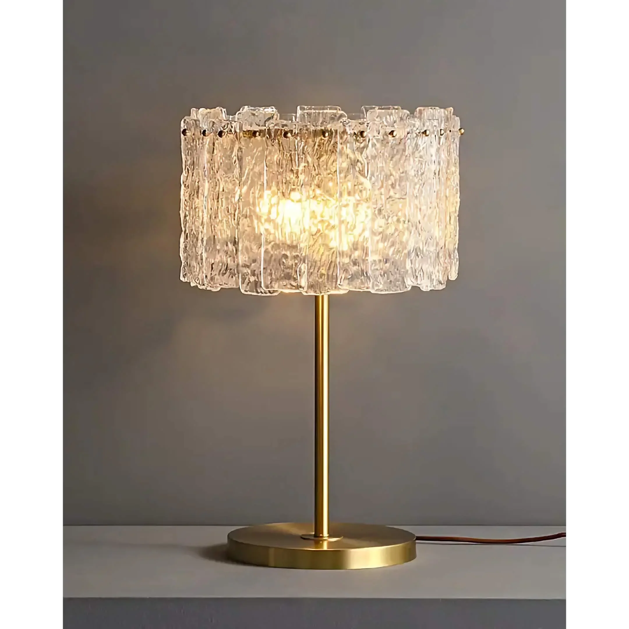 Luxury Gold Table Lamp with Textured Glass Shade – Modern Glam Bedside for Bedroom Living Room or Office