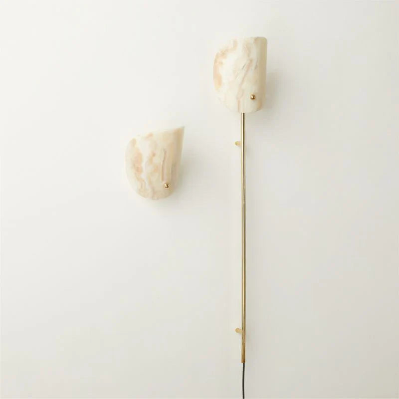 Long Onyx Wall Lamp – 76 Cm Brass Rail Light with Natural Stone Shade for Bedroom or Reading Corner Casalolalights