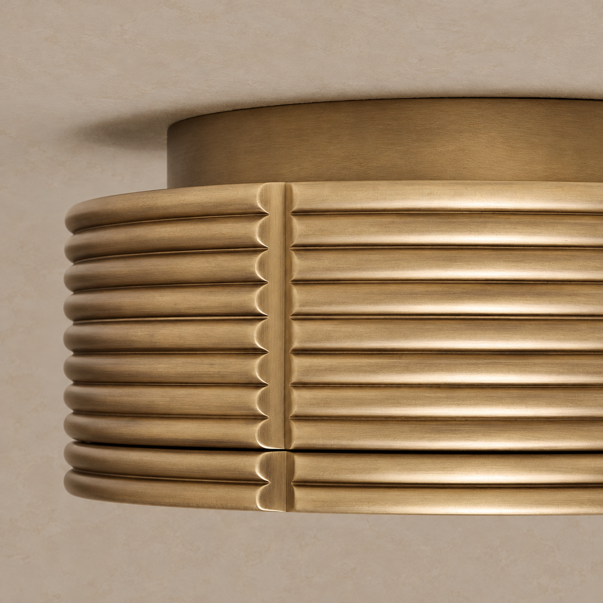 Close view of the CLBND033 brushed brass ribs, vertical strap and lower rim seam.