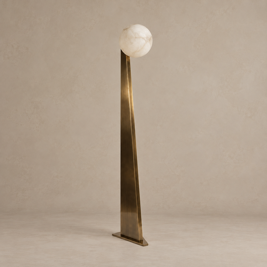 LAMPADA DA TERRA SCULTURALE IN OTTONE PATINATO