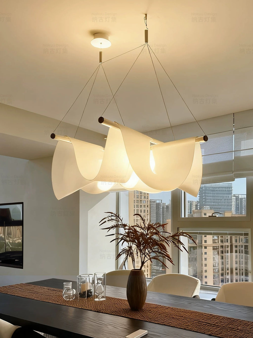 Lineaire Gedrapeerde Zijden Hanglamp Moderne Architecturale Hanglamp lineaire-gedrapeerde-zijden-hanglamp-moderne-architecturale-hanglamp